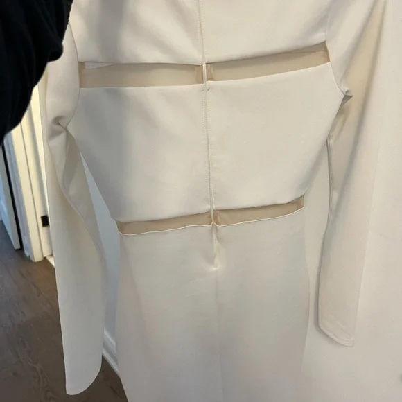 MISGUIDED DRESS - Picture 3 of 5